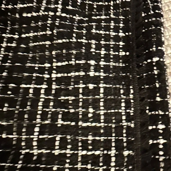 Zara | Black & White Frayed Tweed Pant Set | Size M (includes both pieces) - Picture 6 of 8